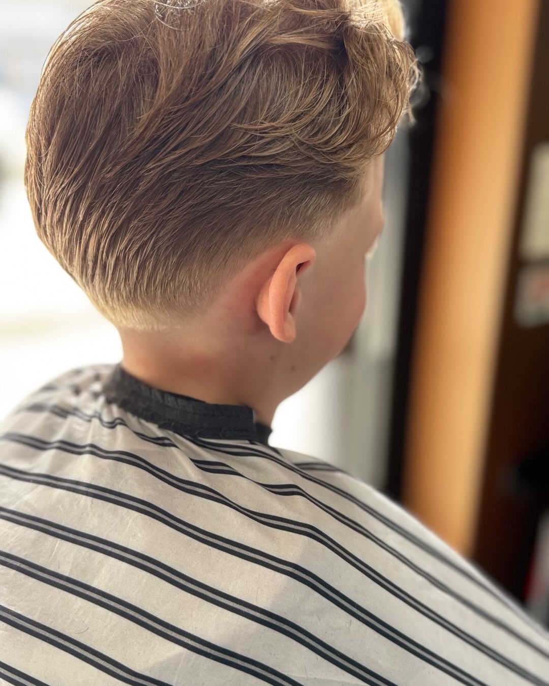 Jimmy's Barbers haircut and styling photo 3
